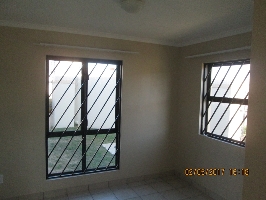 To Let 2 Bedroom Property for Rent in Burgundy Estate Western Cape